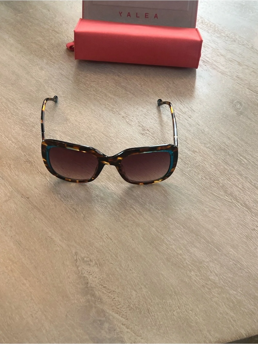 Women's Tortoiseshell Square Sunglasses - Brown Lenses
